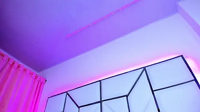 SarayRoyse online show from 01-17-25, 10:23