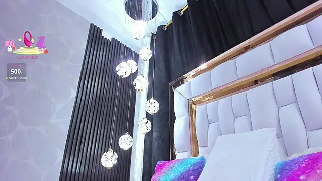 SarayRoyse online show from 04-22-26, 07:48