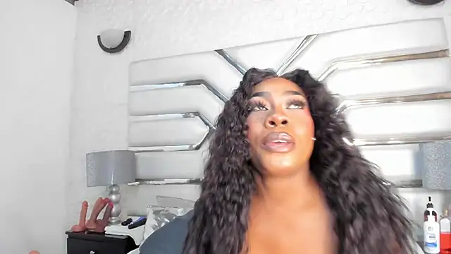 LexiieGrey online show from 06-16-26, 10:45