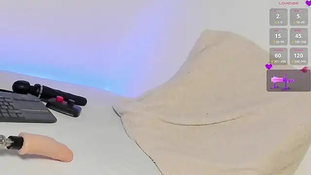 Ana Winnss online show from 02-25-25, 01:09