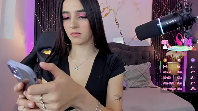 devlin violett online show from 10-30-25, 03:19