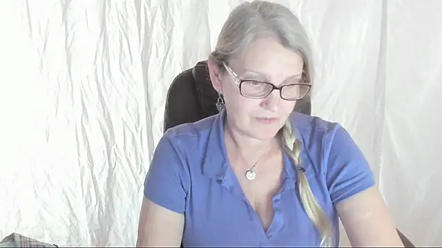 irinamaux online show from 03-07-25, 09:51