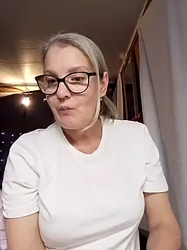 irinamaux online show from 11-06-25, 06:53