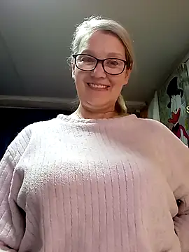 irinamaux online show from 04-04-26, 02:47