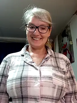 irinamaux online show from 05-15-26, 07:59