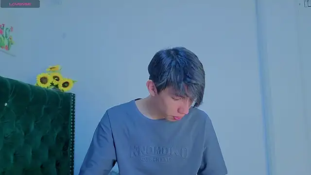 Levii Ackermann online show from 04-11-26, 04:22