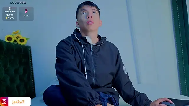 Levii Ackermann online show from 04-23-26, 01:57