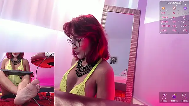 Snapshot of fransheska_rossi chatting on 02-24-25, 06:15 fransheska rossi online show from 02-24-25, 06:15