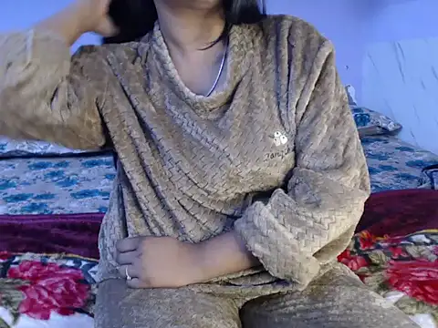 Freya nia online show from 12-12-24, 03:37