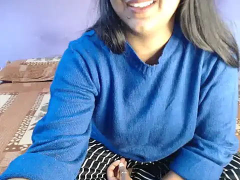 Freya nia online show from 12-24-24, 12:44