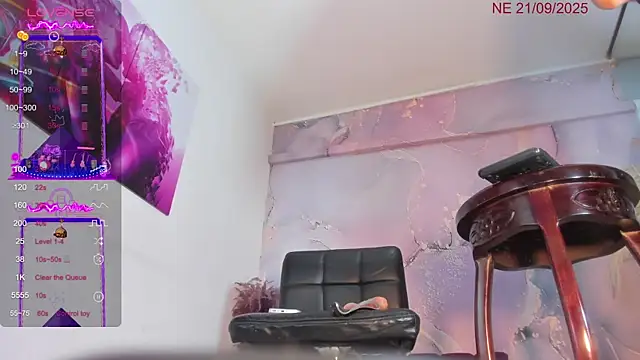 VALERIAQUEENTS online show from 09-21-25, 01:35