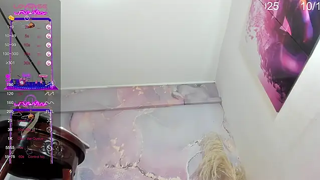 VALERIAQUEENTS online show from 10-10-25, 01:10