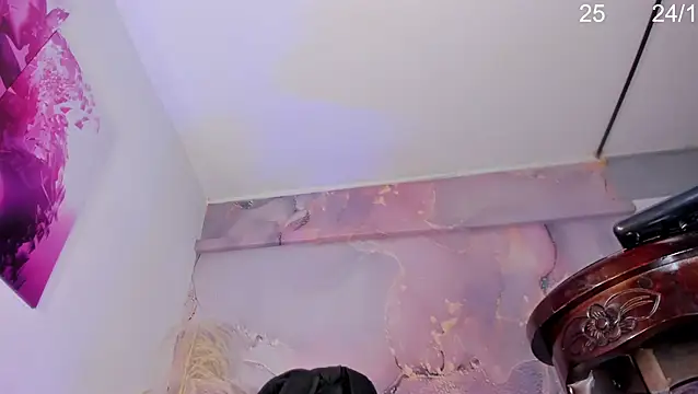 VALERIAQUEENTS online show from 10-24-25, 12:56