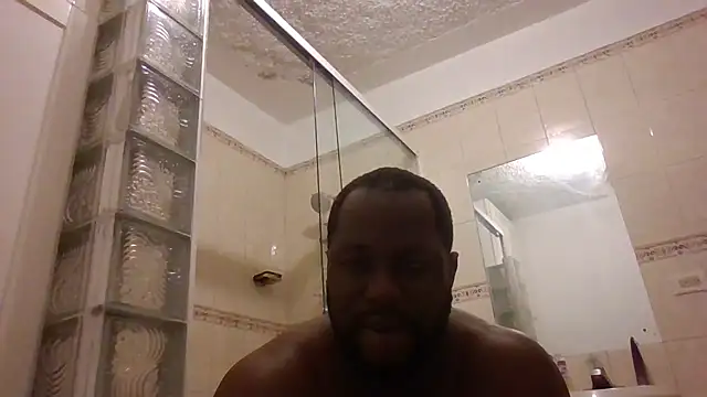 Bighood T online show from 12-15-25, 04:06