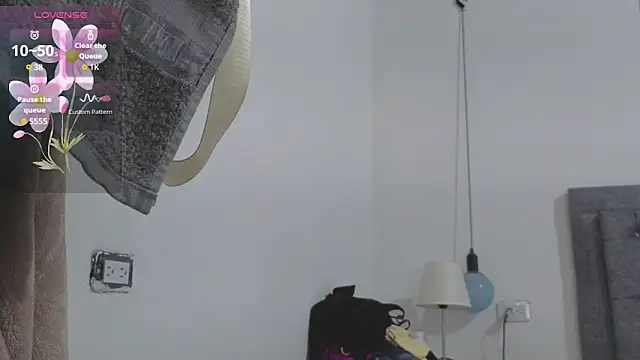 Snapshot of Meghan_taylor__ chatting on 03-04-26, 08:26 Meghan taylor online show from 03-04-26, 08:26