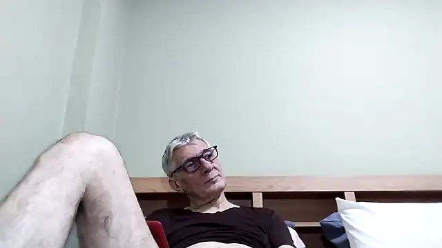 BIGUNCUTHARDCOCK online show from 10-29-25, 01:02