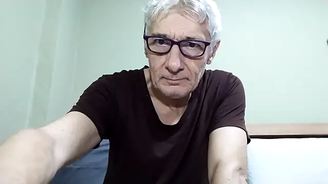 BIGUNCUTHARDCOCK online show from 11-26-25, 12:22