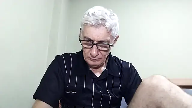 BIGUNCUTHARDCOCK online show from 01-06-26, 12:25