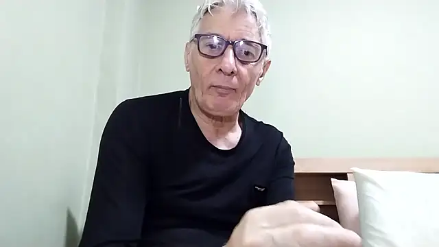 BIGUNCUTHARDCOCK online show from 01-11-26, 02:38