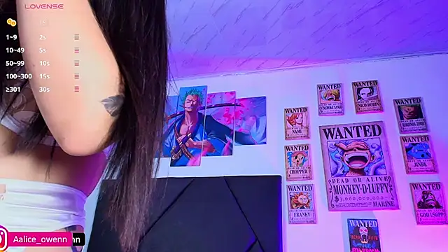 Snapshot of Aliceowenn chatting on 12-03-25, 08:07 Aliceowenn online show from 12-03-25, 08:07