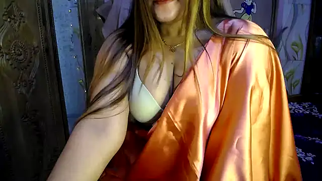 Snapshot of SohanaSabaSexy chatting on 01-25-25, 08:21 SohanaSabaSexy online show from 01-25-25, 08:21