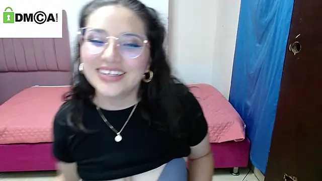 phoenixxxx777 online show from 04-05-26, 12:19