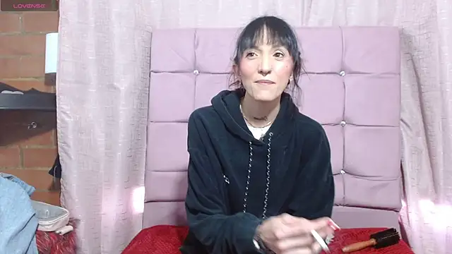 Sakura and yuki online show from 12-10-24, 01:00