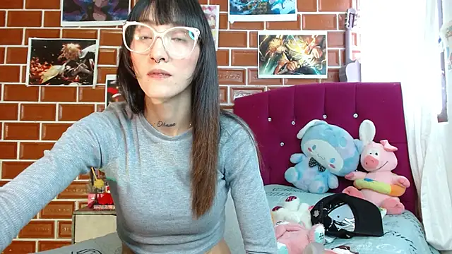 Sakura and yuki online show from 03-19-25, 03:19