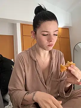 RoxiBlack online show from 02-21-26, 07:31