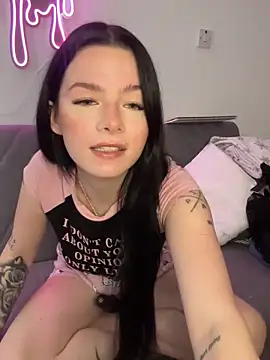 RoxiBlack online show from 04-16-26, 06:47