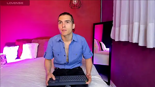  Tattoo Couple online show from 11-11-25, 01:00