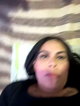 Snapshot of Julieta_Coopeer_ chatting on 09-27-25, 10:59 Julieta Coopeer online show from 09-27-25, 10:59