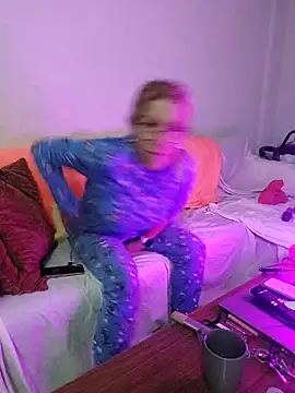 blondyruby online show from 12-15-25, 09:30