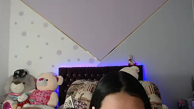 Lorenahot 06 online show from 09-08-25, 05:45