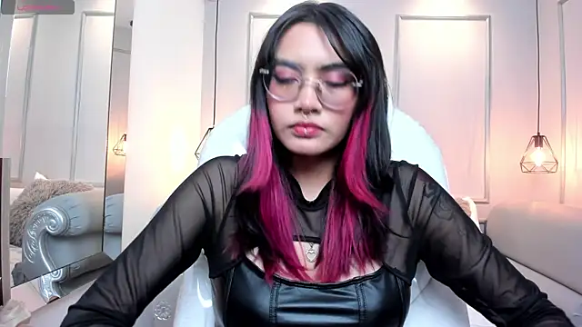 AzuraKindong online show from 01-09-25, 07:29