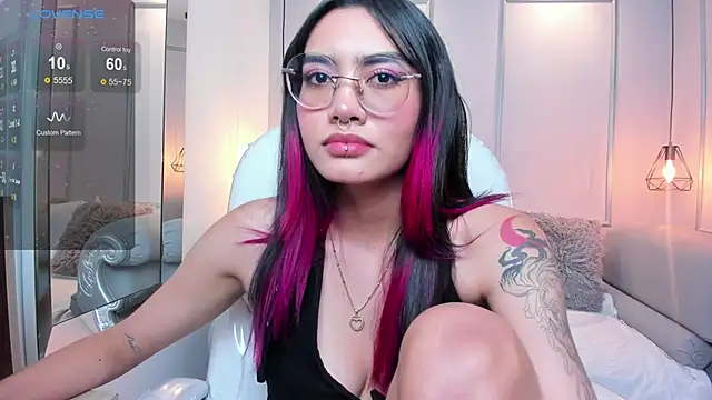 AzuraKindong online show from 01-15-25, 10:24