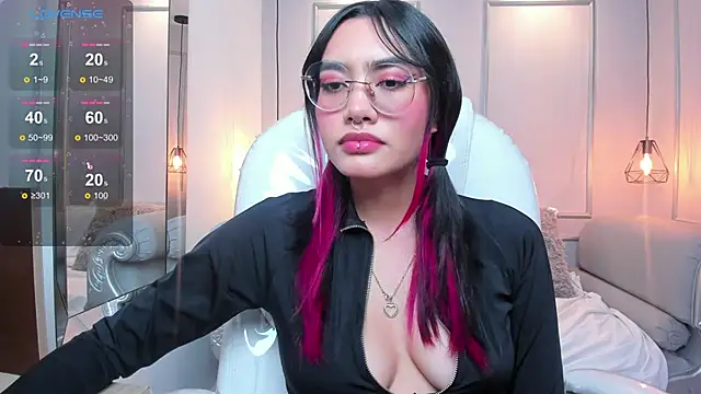 AzuraKindong online show from 01-16-25, 10:23