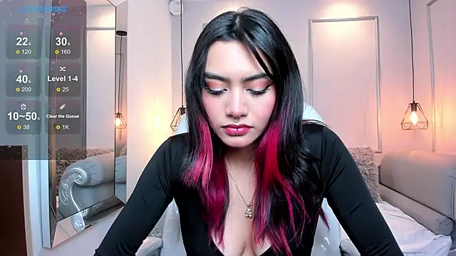 AzuraKindong online show from 01-28-25, 07:21