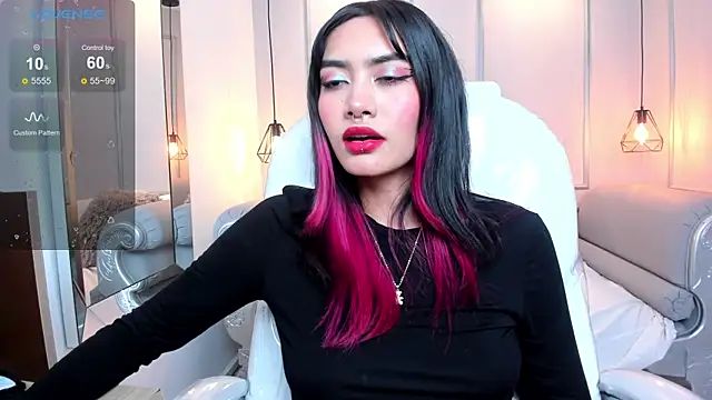 AzuraKindong online show from 02-05-25, 10:33