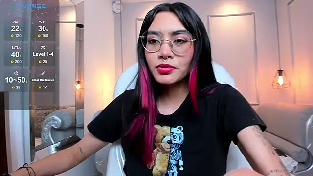 AzuraKindong online show from 02-13-25, 10:11