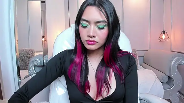 AzuraKindong online show from 03-17-25, 10:17