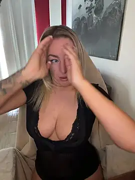 ChristyAdair online show from 03-04-25, 09:40