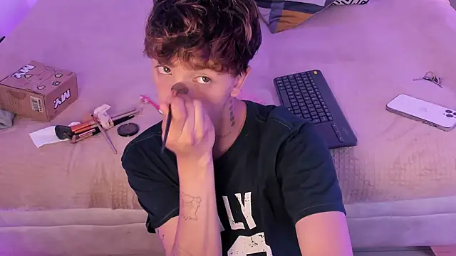 Tomy Rox online show from 09-30-25, 08:47