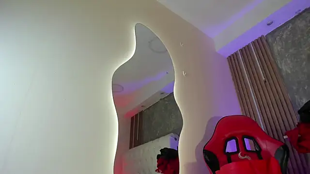 Tomy Rox online show from 04-21-26, 01:42