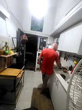 CTPuIITu3 online show from 10-08-25, 07:22