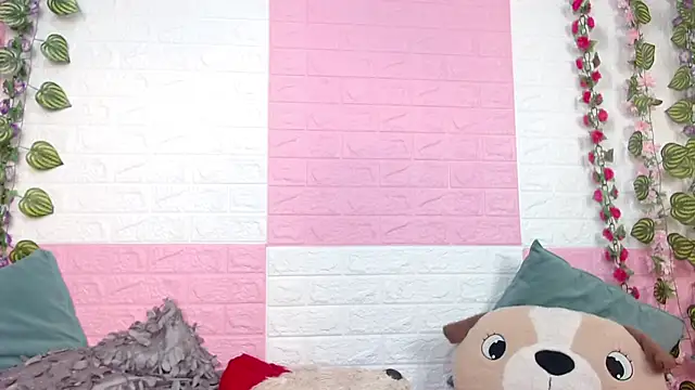 AnyaFloyd69 online show from 02-27-25, 09:36