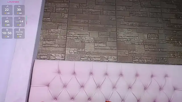 AnyaFloyd69 online show from 03-10-25, 02:39