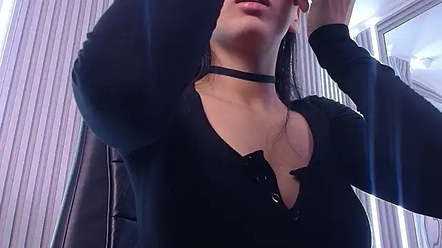 AnyaFloyd69 online show from 09-12-25, 07:58