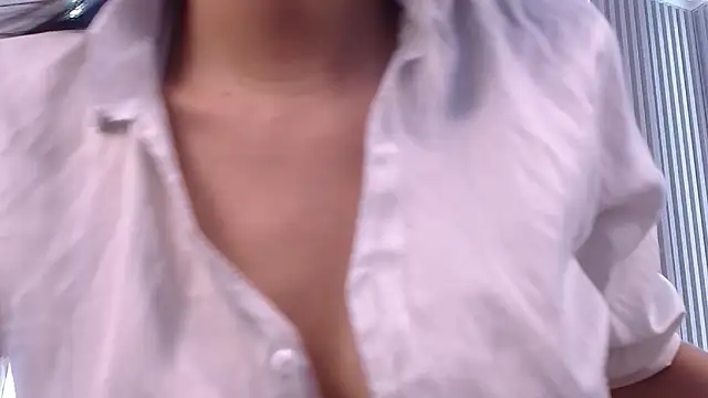 AnyaFloyd69 online show from 09-19-25, 09:15