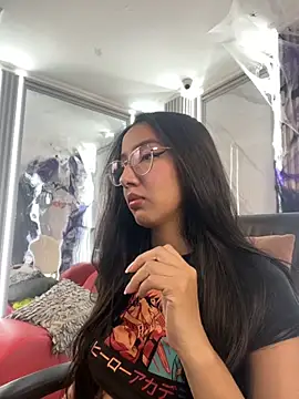 AnyaFloyd69 online show from 10-22-25, 08:41